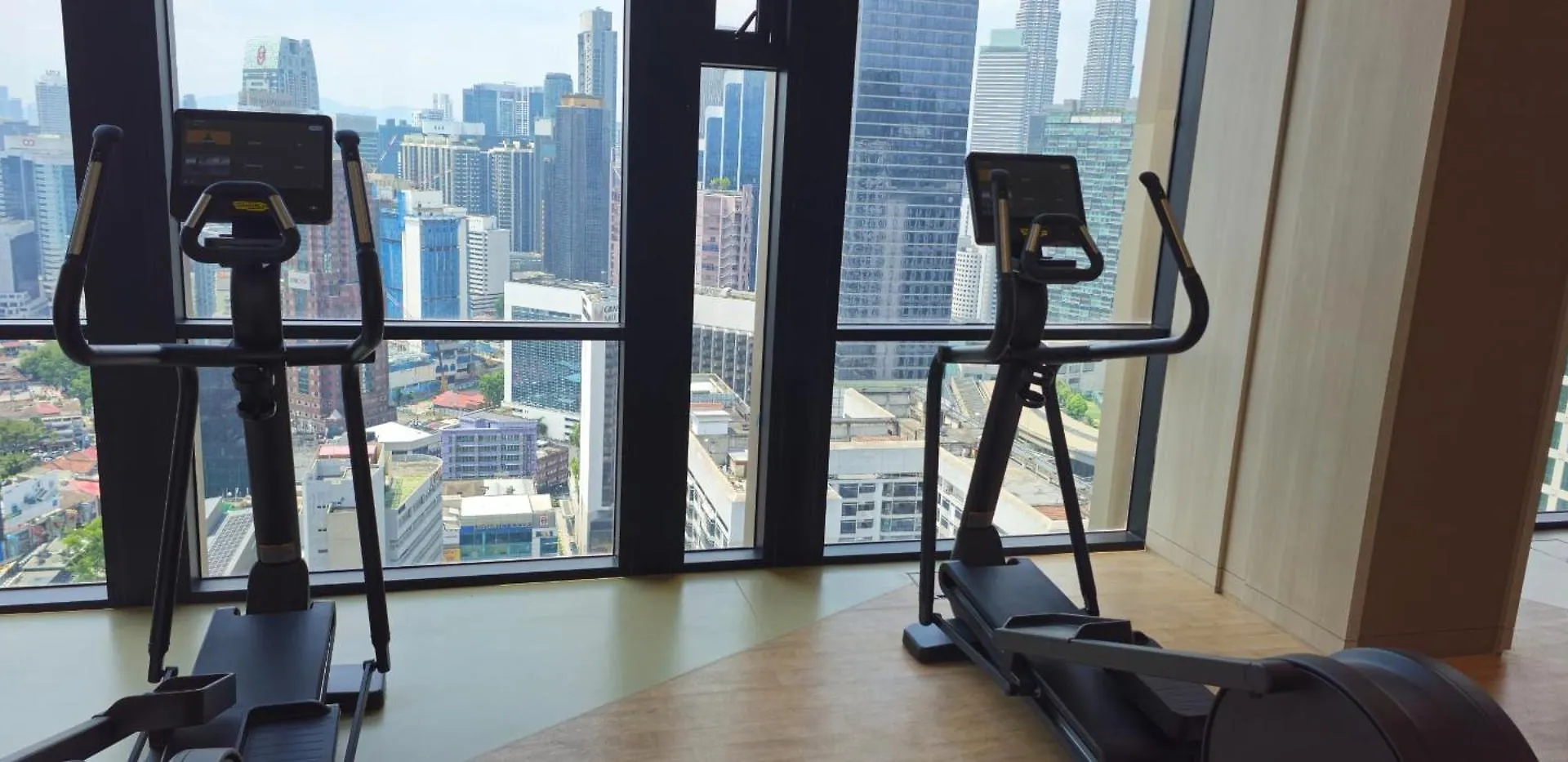 Apartment Axon Residence By Klcc Pavilion Kuala Lumpur Malaysia